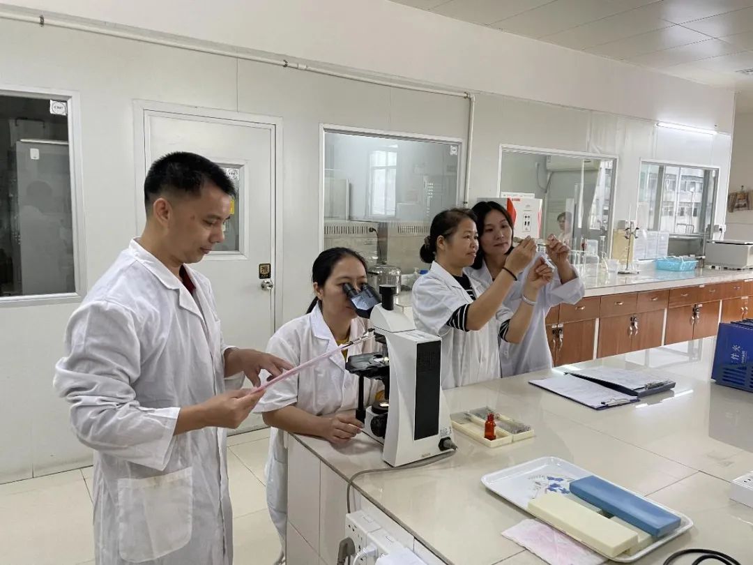 此次進入創新層是緯達光電繼新三板掛牌后在資本市場取得的又一階段性成果,標志著資本市場對緯達光電的進一步認可。接下來,緯達光電將借助資本市場的平臺優勢,加快產業資源和技術創新融合,加速產品升級迭代,推動 此次進入創新層是緯達光電繼新三板掛牌后在資本市場取得的又一階段性成果,標志著資本市場對緯達光電的進一步認可。接下來,緯達光電將借助資本市場的平臺優勢,加快產業資源和技術創新融合,加速產品升級迭代,推動