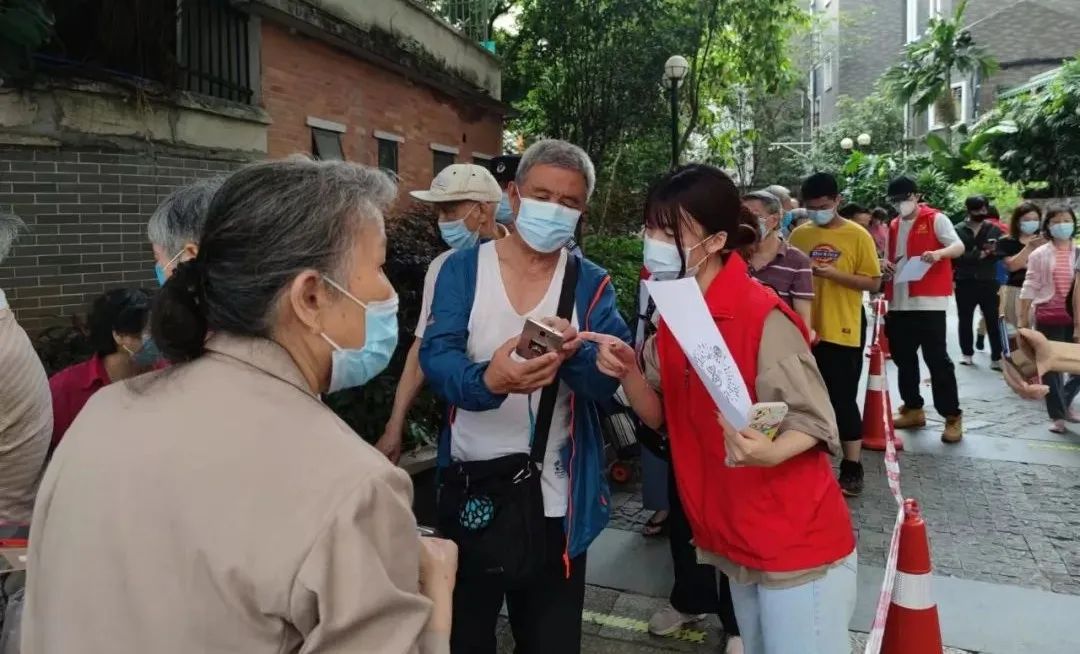 廣新集團“青”力戰疫 筑牢疫情防控屏障 廣新集團“青”力戰疫 筑牢疫情防控屏障