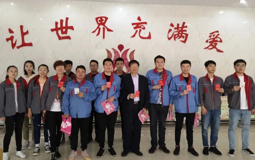 星湖科技搭好“三臺” 助力青年員工在奮斗中釋放青春活力 星湖科技搭好“三臺” 助力青年員工在奮斗中釋放青春活力