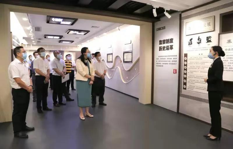 集團黨委組織黨員干部到佛山市紀法教育基地開展警示教育活動 集團黨委組織黨員干部到佛山市紀法教育基地開展警示教育活動