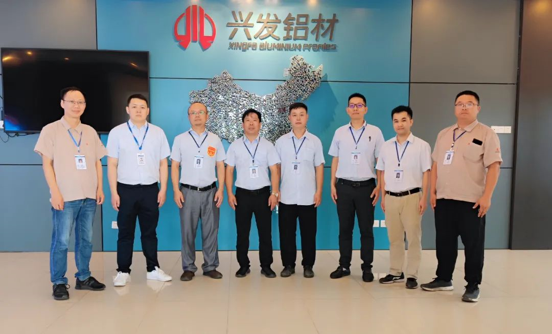 興發鋁業:勞模工匠聚合力 創新之火正燎原 興發鋁業:勞模工匠聚合力 創新之火正燎原