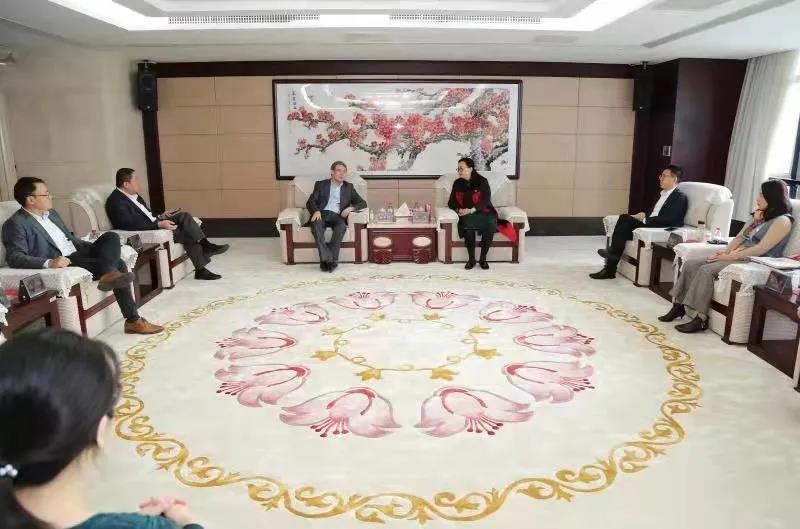 廣新集團與興業證券簽署戰略合作協議 廣新集團與興業證券簽署戰略合作協議
