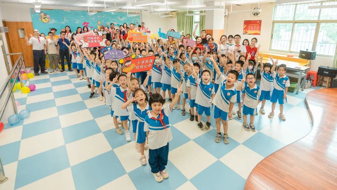 廣新集團團委組織團員青年到海珠區博愛學校開展志愿服務活動
