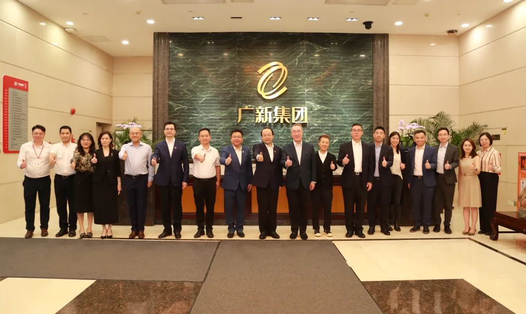 全國政協常委唐英年先生一行到訪廣新集團 全國政協常委唐英年先生一行到訪廣新集團
